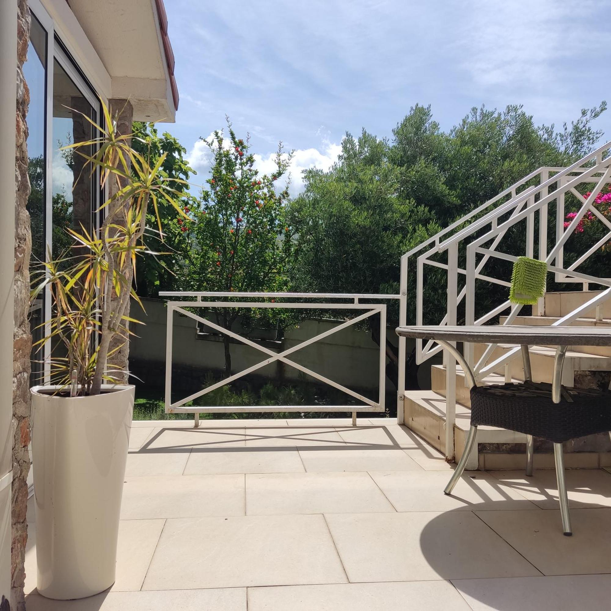 Suntime Villa 7 Tivat Buitenkant foto