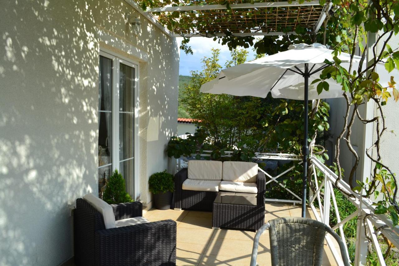 Suntime Villa 7 Tivat Buitenkant foto