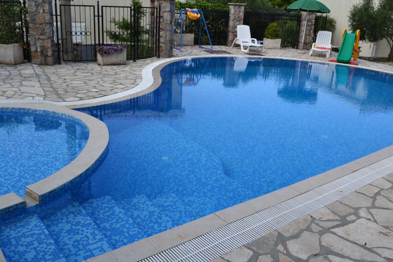 Suntime Villa 7 Tivat Buitenkant foto
